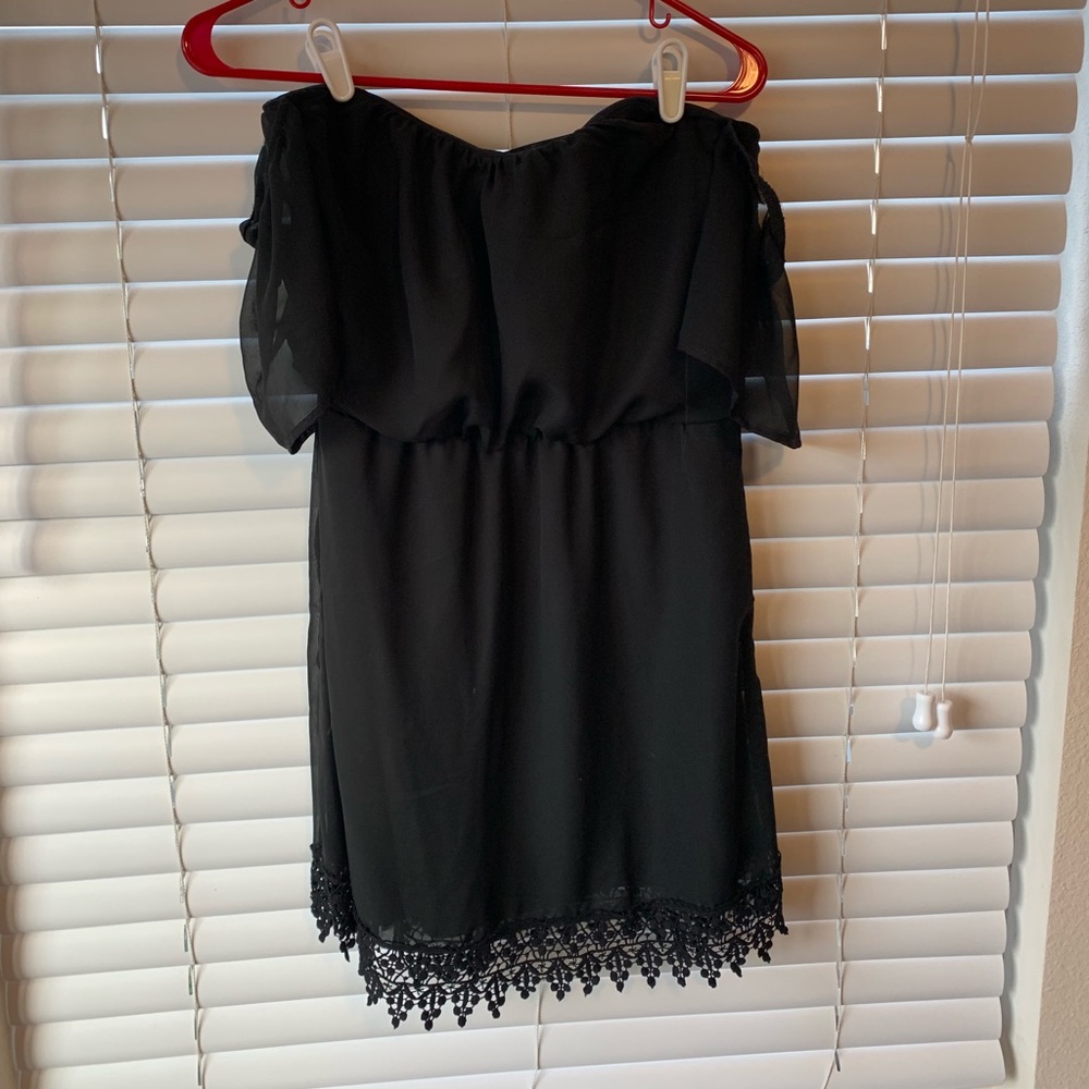 black dress. lace detail. tube top dress
